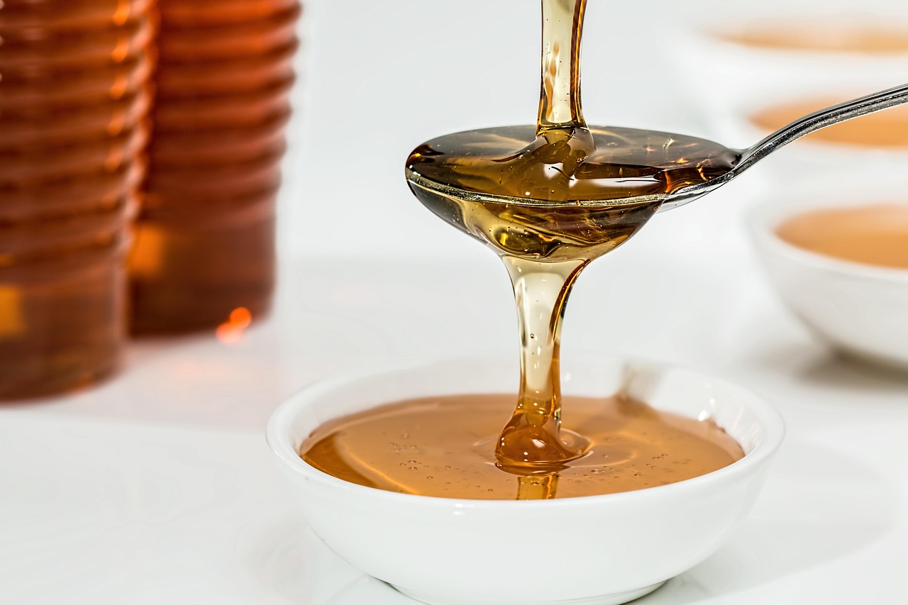 How to Make Cannabis-Infused Honey